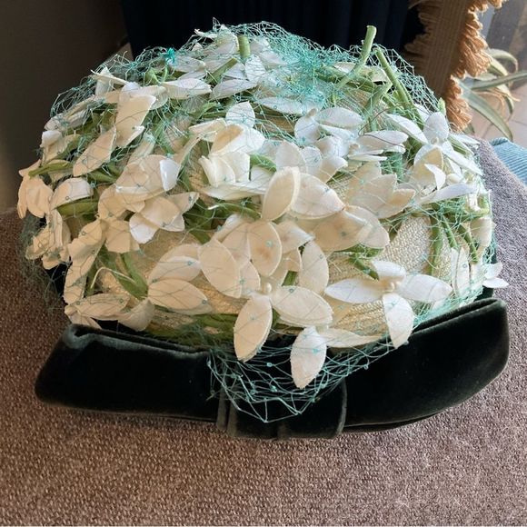 Beautiful Vintage Tatiana by Saks 5th Ave Vintage Hat main image 6